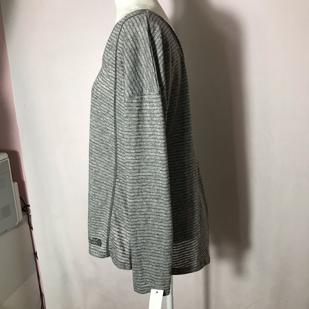 North Face Long Sleeve Shirt - Picture 4 of 7